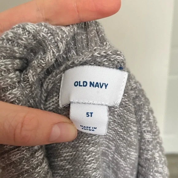 Fair Isle Shawl-Collar Cardigan. Boys, but can be gender neutral. Size 5T - Picture 5 of 5